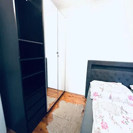 Naehe Der Innenstadt Mit Parkplatz